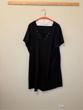 Michael Kors Black Short Sleeve Lace-Up Dress
